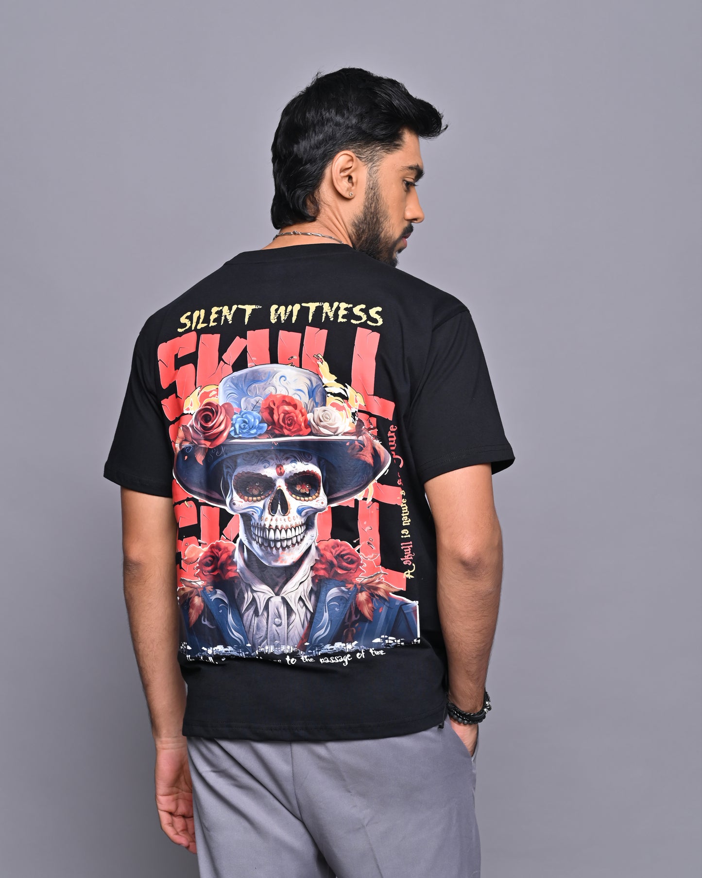 SILENT WITNESS Oversized T-Shirt