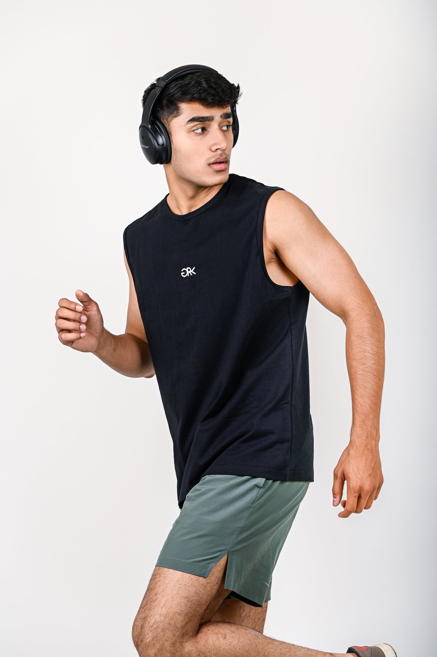 Black Basic TANK TOP